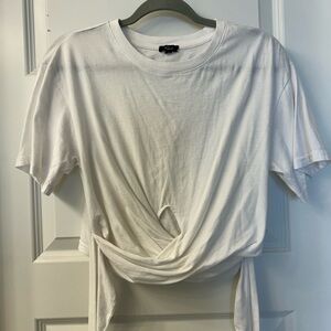 White Rails wrap around t shirt